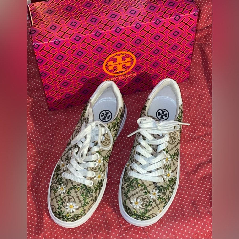 Tory Burch “Howell Court” Sneakers - Picture 7 of 13